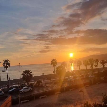 Apartamento 5 Home Suites Almería Exteriör bild